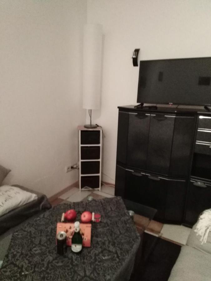 Studiowohnung, Neu Renoviert, Zentrale Lage Saarlouis Exterior photo